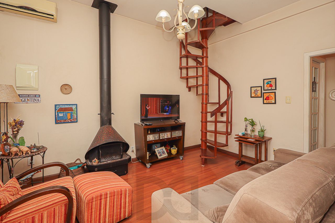 Casa a venda no bairro Passo da Areia — foto 1