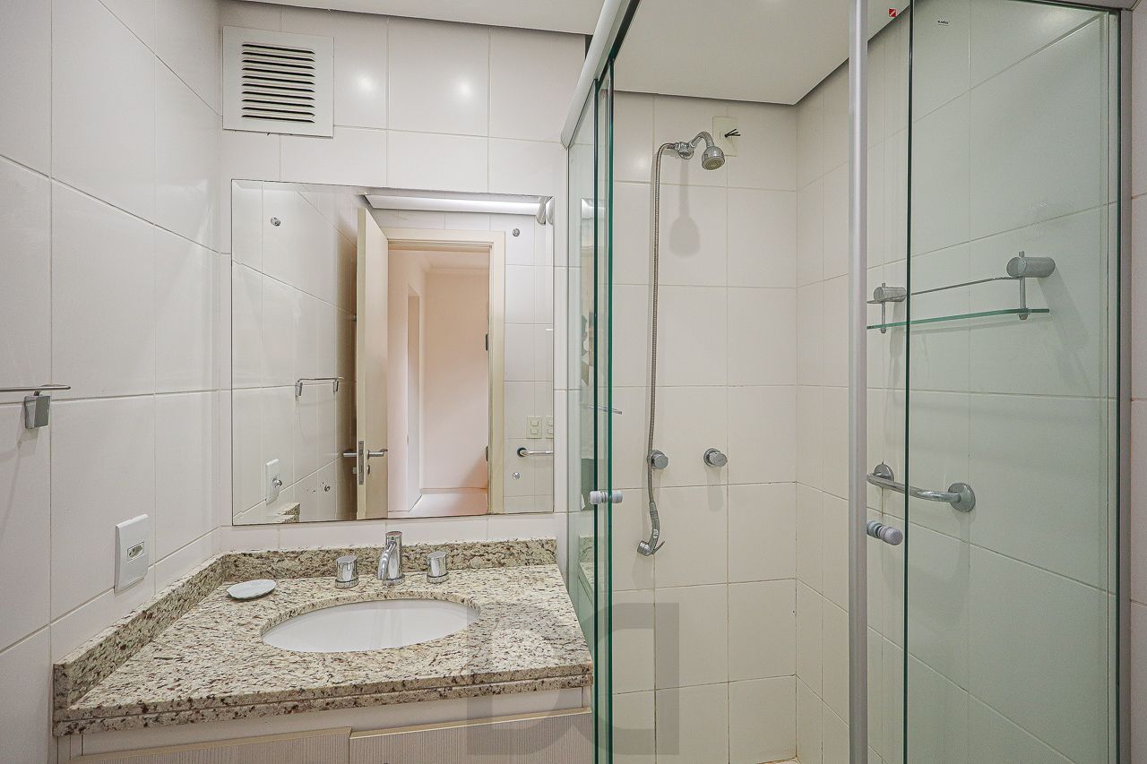 Apartamento a venda no bairro Petrópolis — foto 22