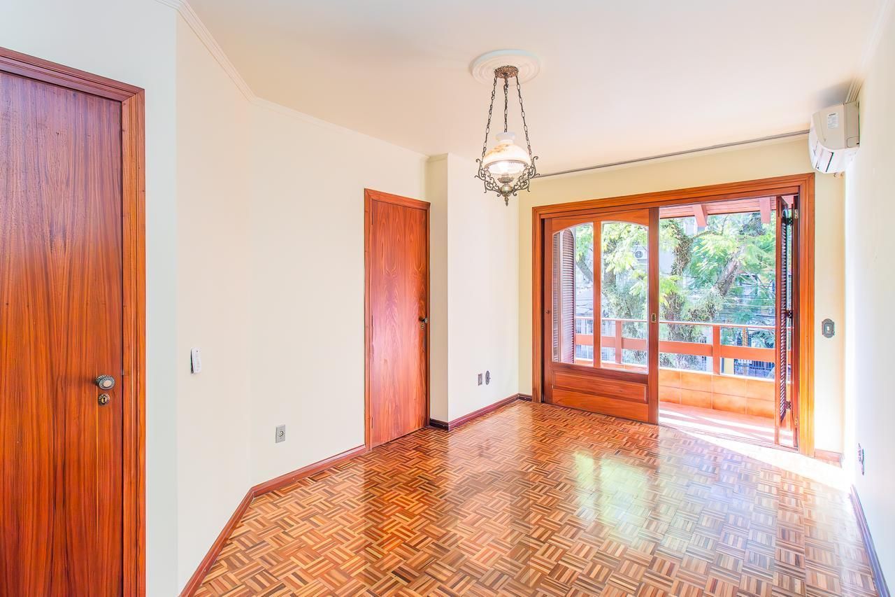 Casa a venda no bairro Menino Deus — foto 18