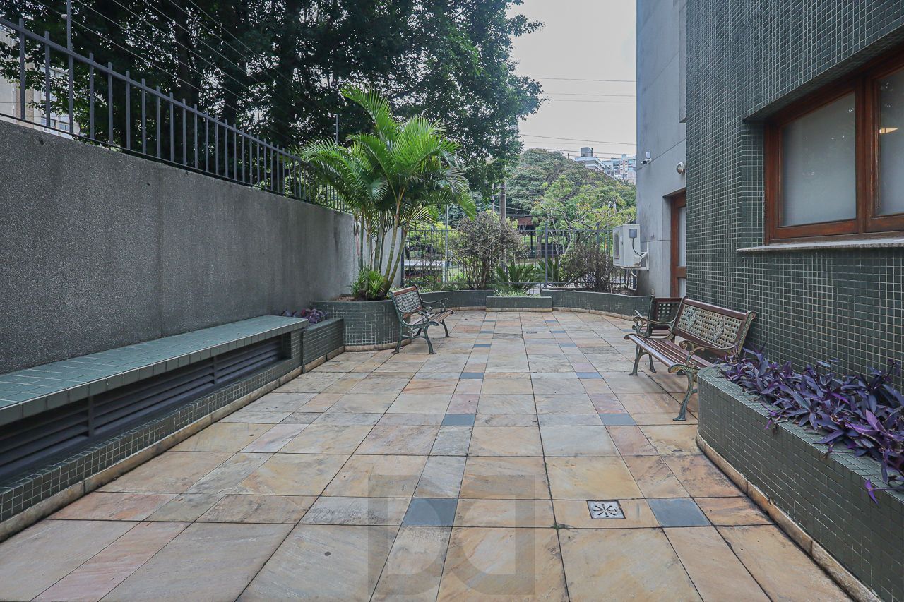 Cobertura a venda no bairro Petrópolis — foto 51