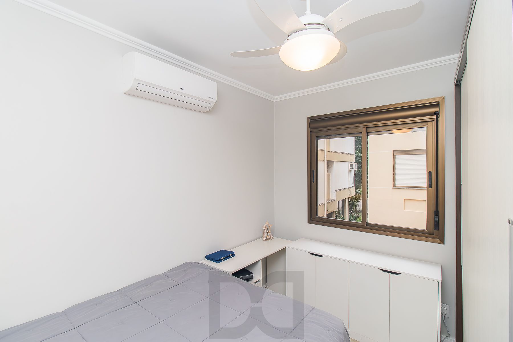 Apartamento mobiliado à venda no bairro Petrópolis — foto 21
