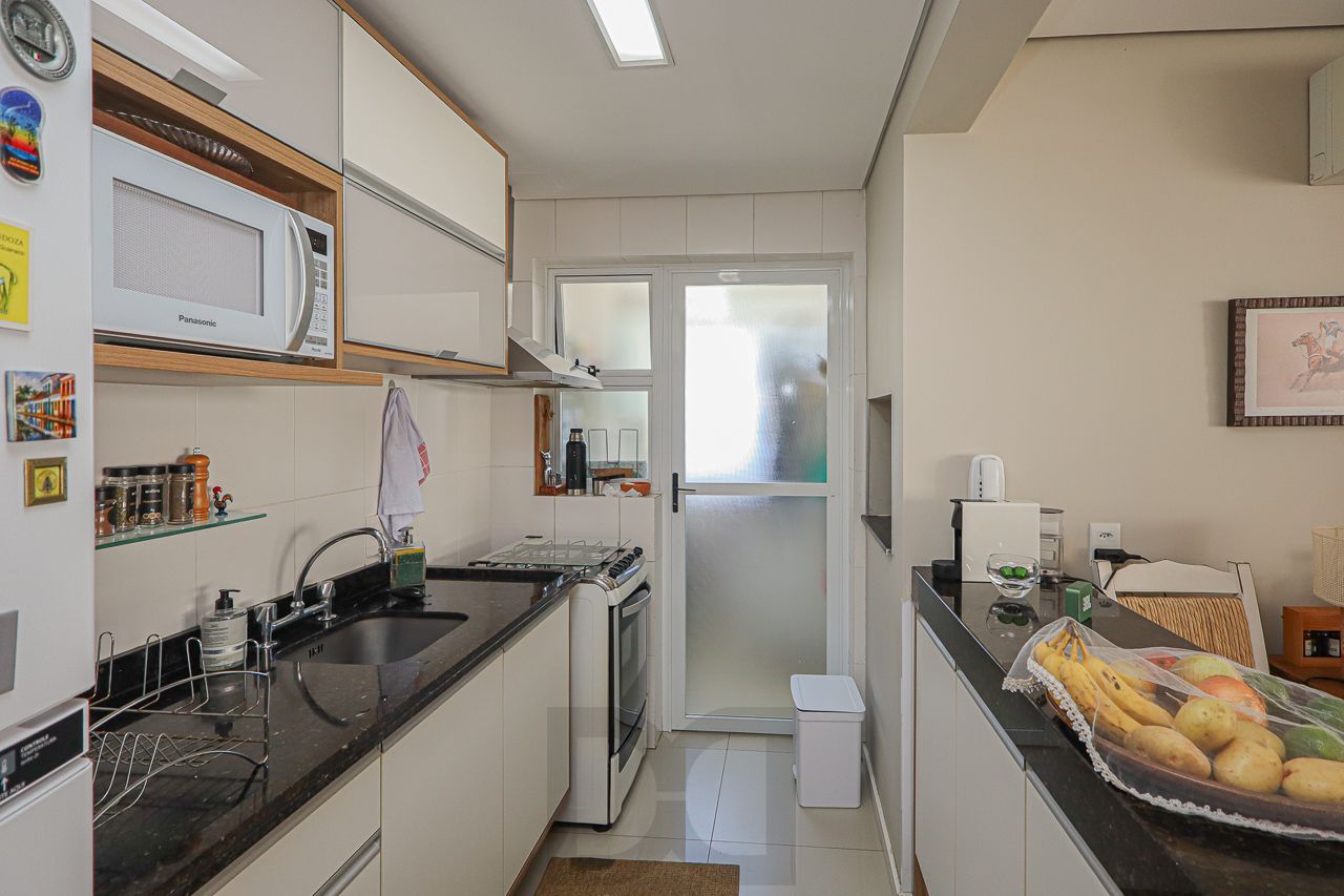 Apartamento a venda no bairro Petrópolis — foto 14