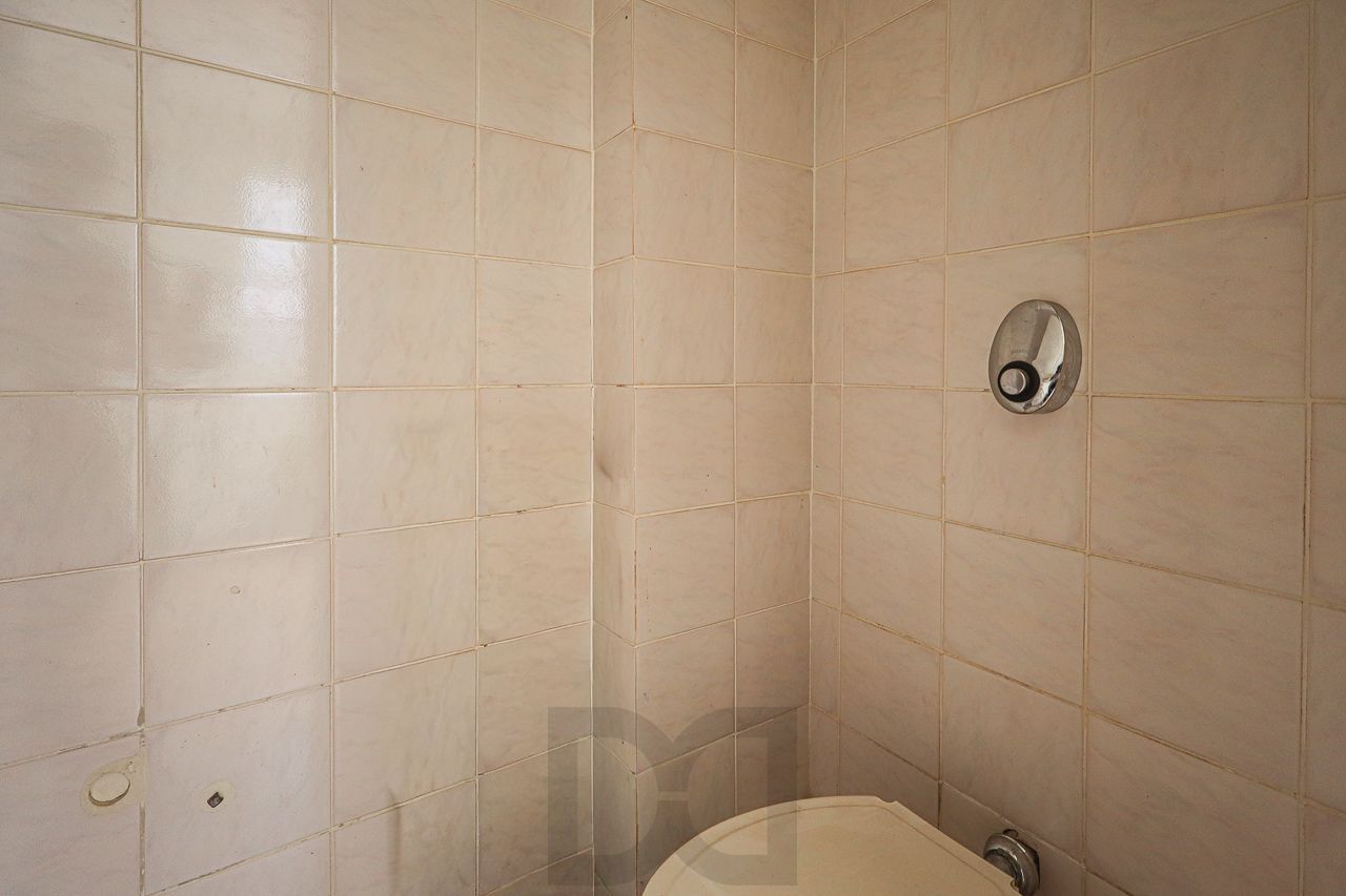 Apartamento a venda no bairro Petrópolis — foto 15