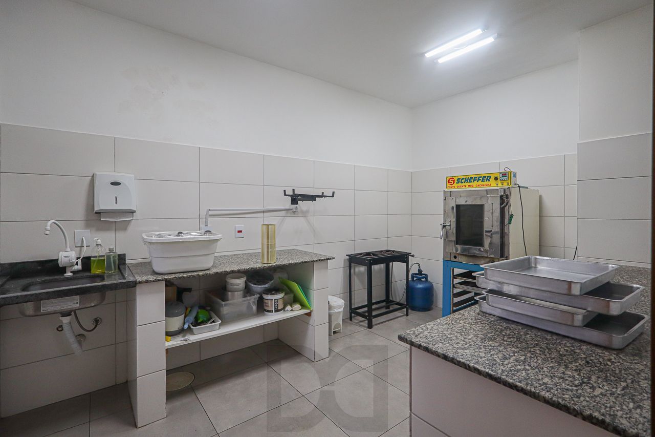 Casa Comercial a venda no bairro Cristo Redentor — foto 18