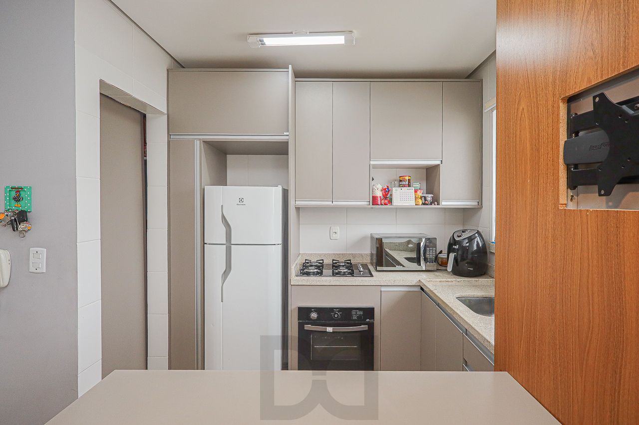 Apartamento a venda no bairro Menino Deus — foto 11