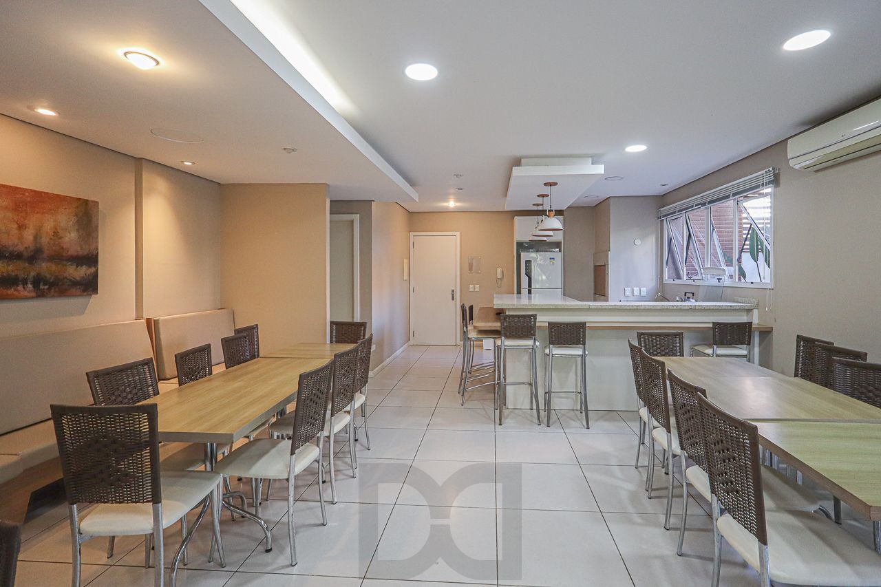 Apartamento a venda no bairro Petrópolis — foto 30