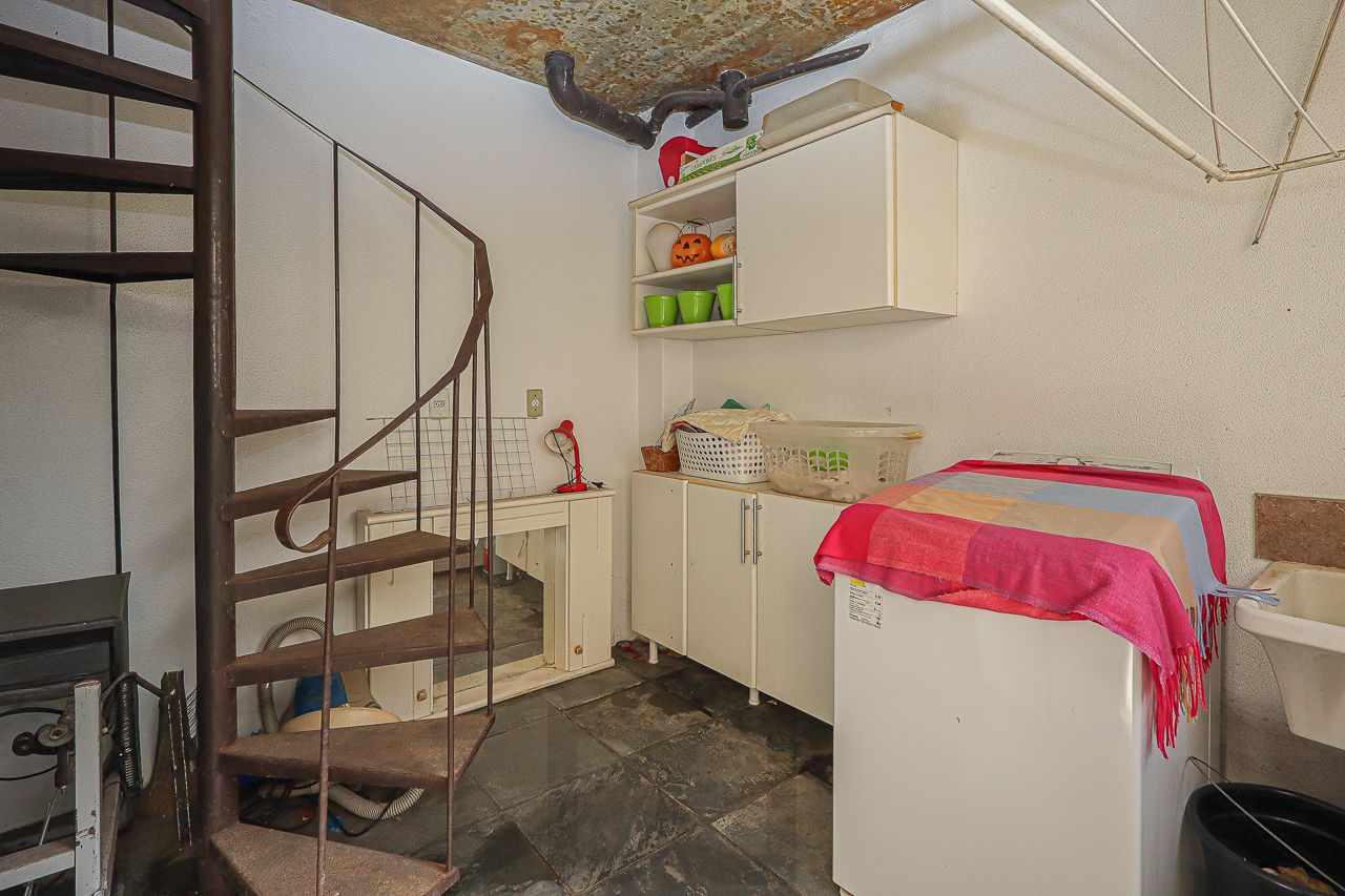 Casa a venda no bairro Mont' Serrat — foto 38