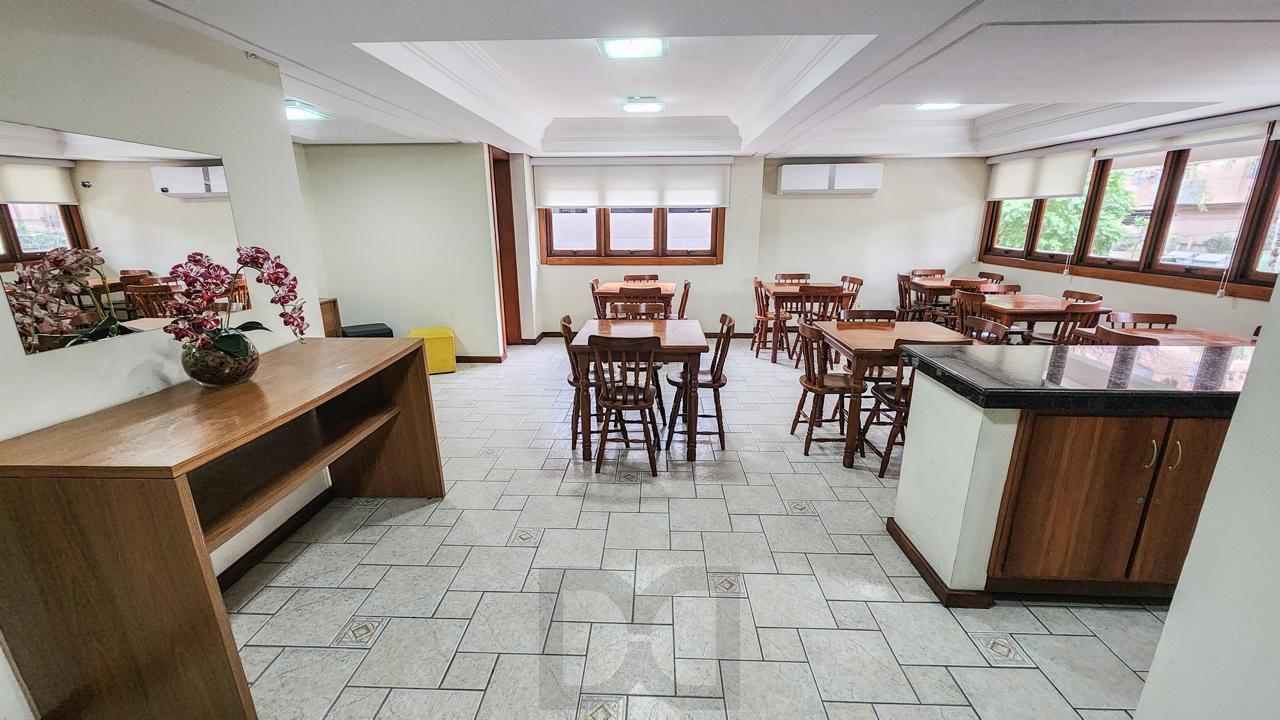 Apartamento semi-mobiliado à venda no Petrópolis — foto 18