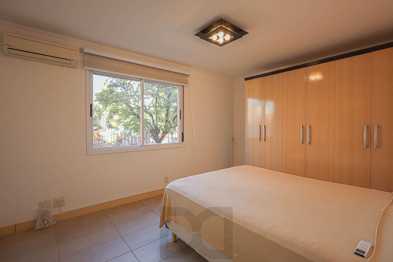 Apartamento a venda no bairro Petrópolis — foto 17