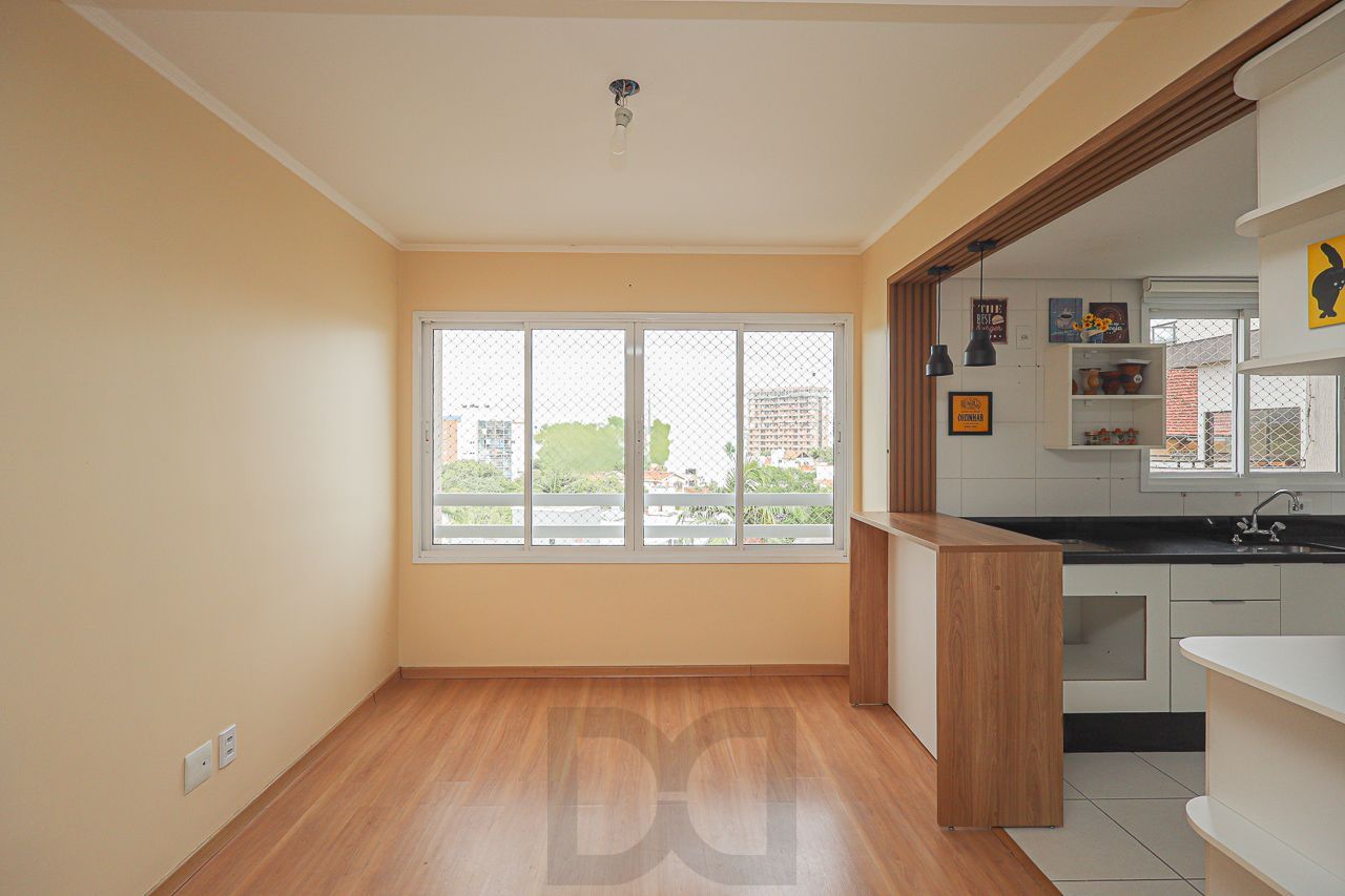 Apartamento a venda no bairro Petrópolis — foto 2