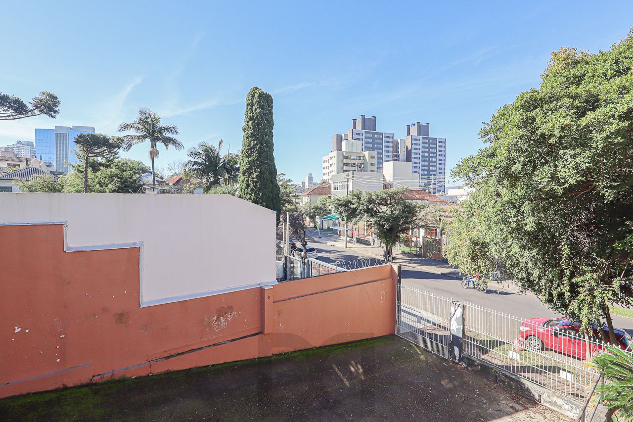Casa a venda no bairro Petrópolis — foto 29