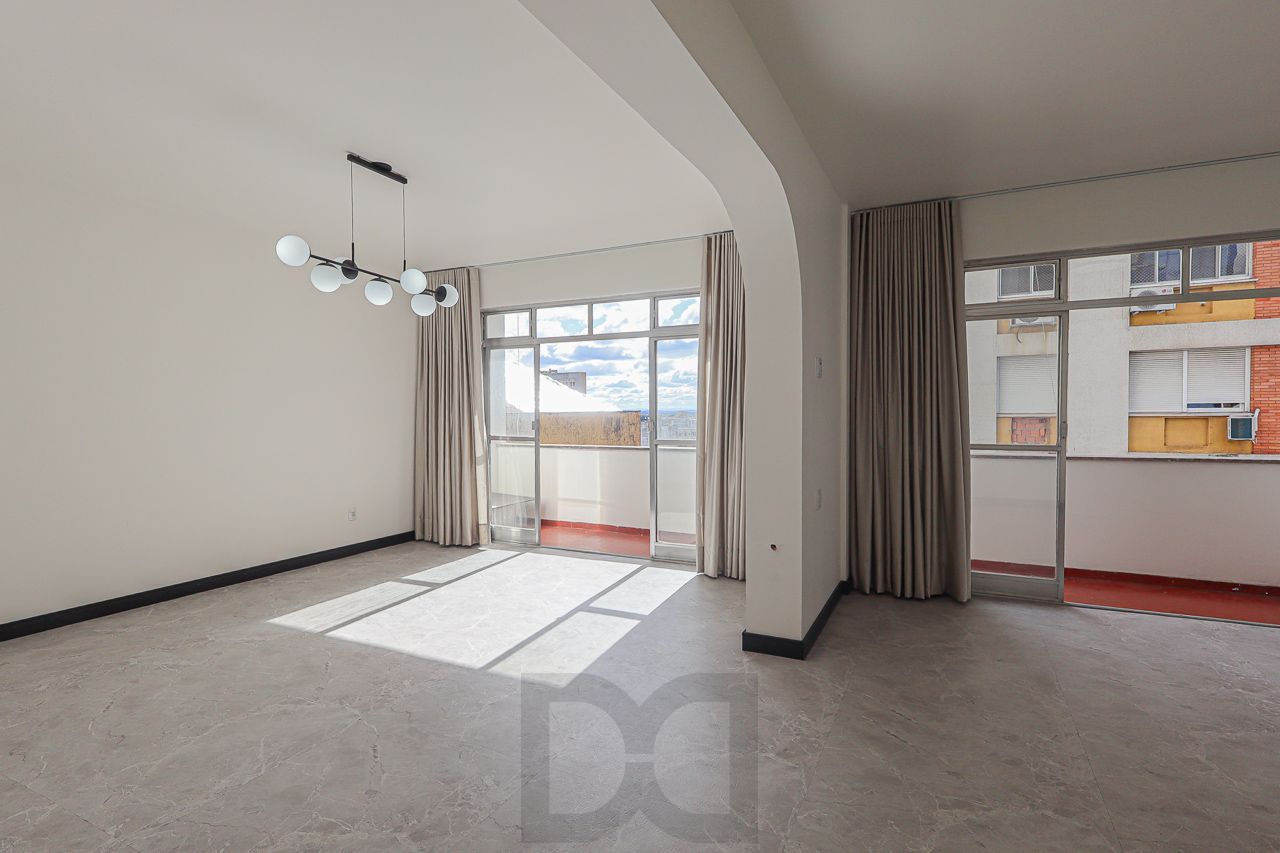 Apartamento a venda no bairro Independência — foto 1