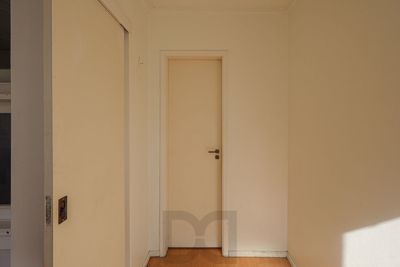 Apartamento a venda no bairro Petrópolis — foto 14