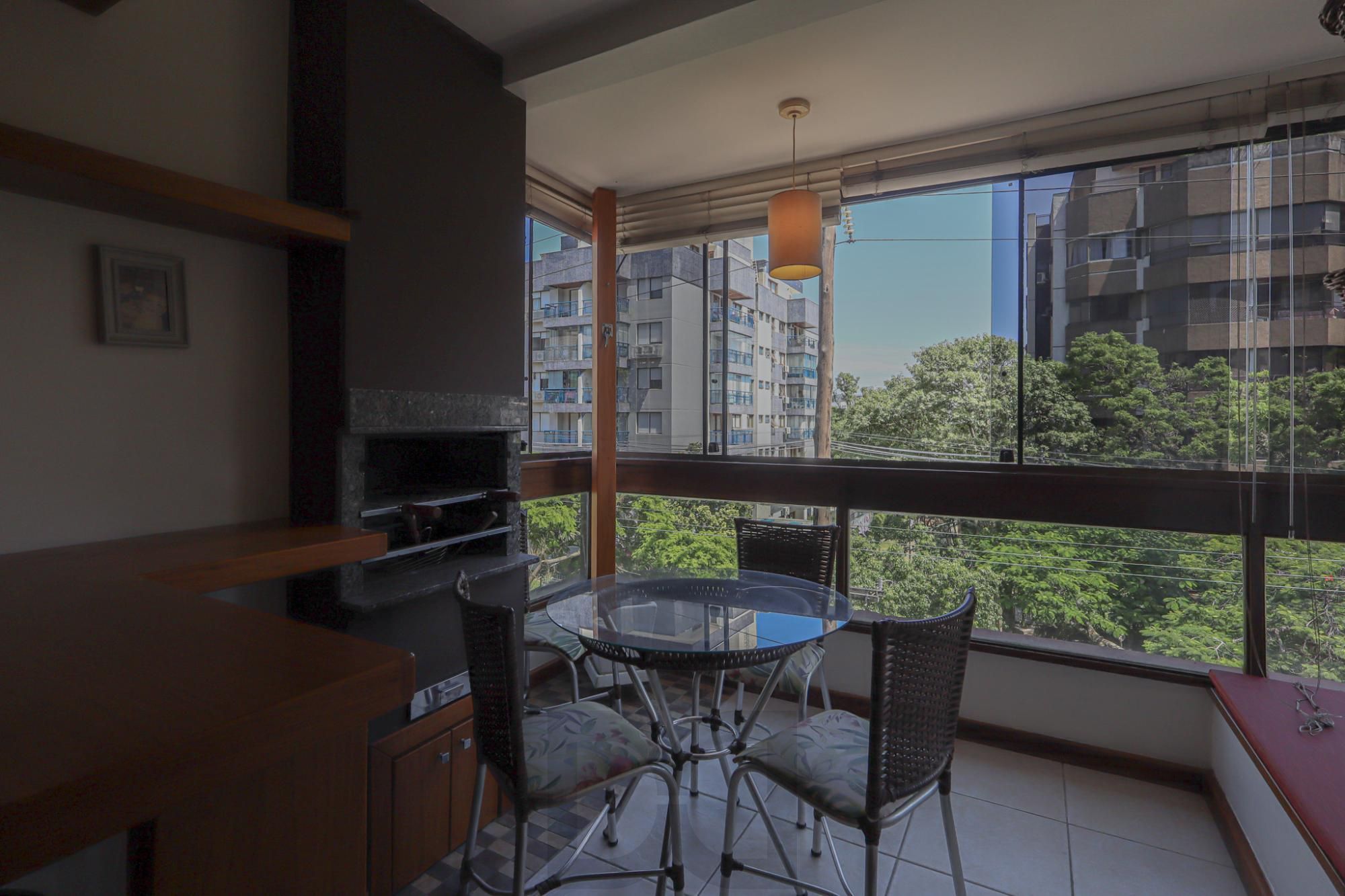 Apartamento a venda no bairro Petrópolis — foto 5