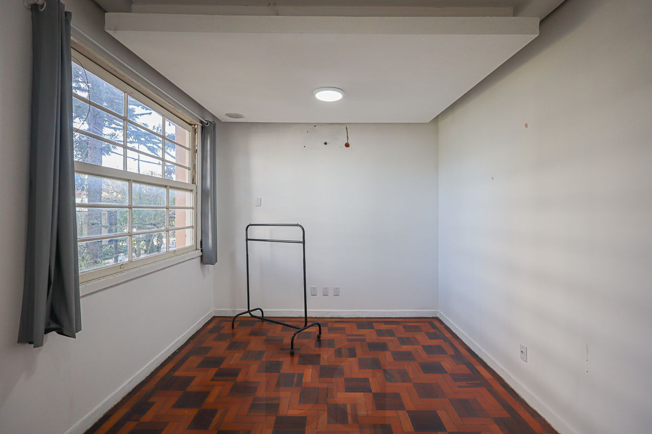 Casa a venda no bairro Petrópolis — foto 14