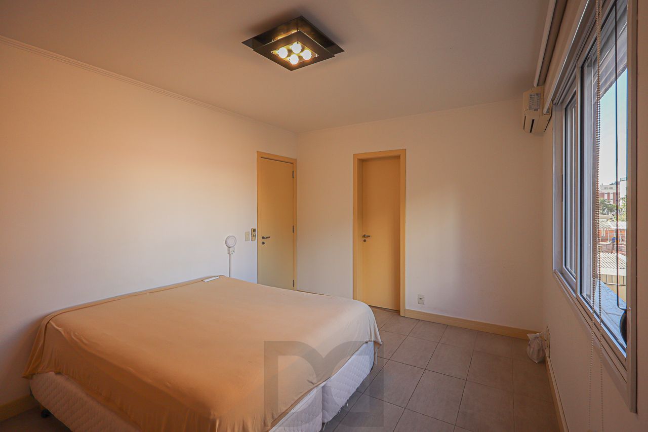 Apartamento a venda no bairro Petrópolis — foto 19