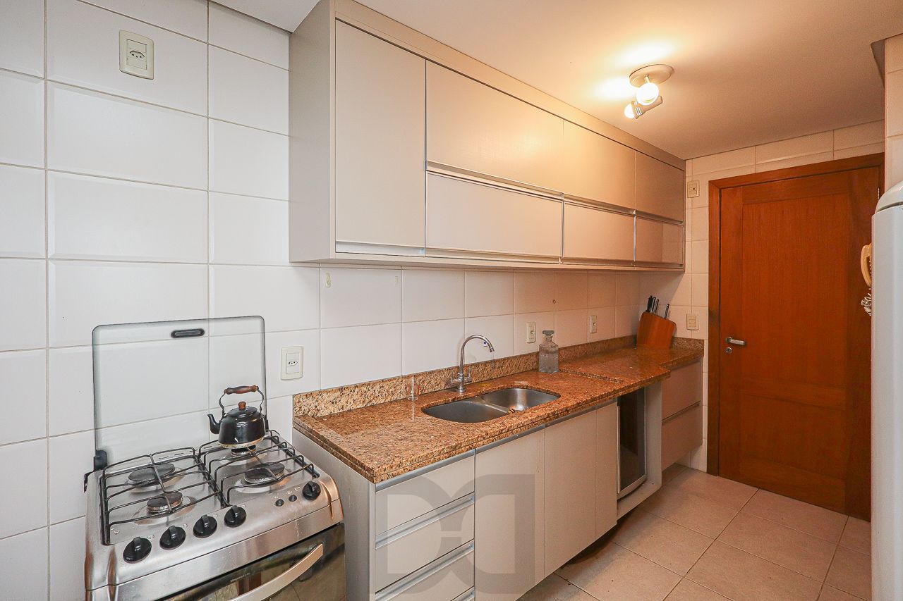 Apartamento a venda no bairro Petrópolis — foto 16