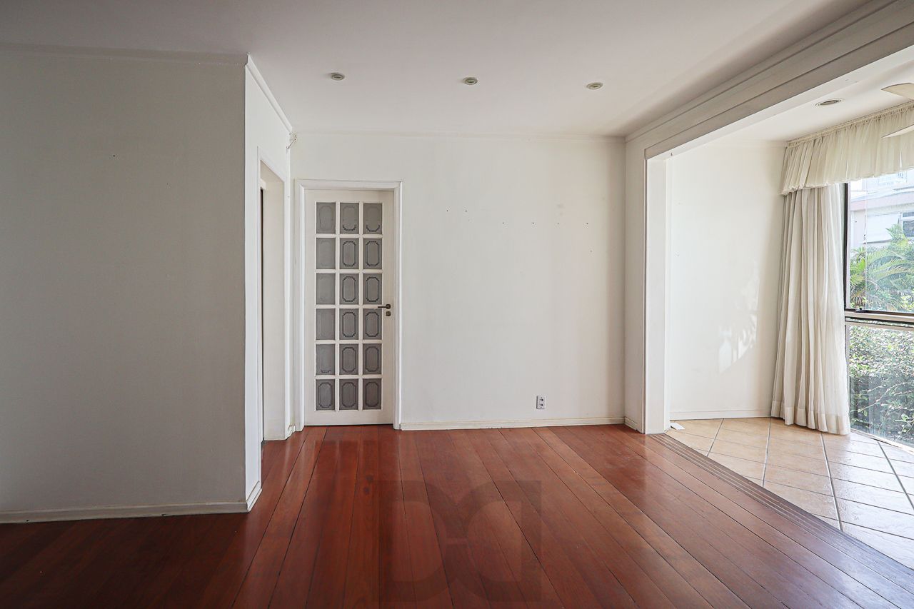 Apartamento a venda no bairro Petrópolis — foto 4