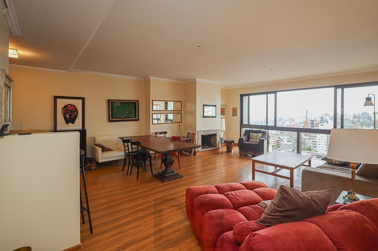 Apartamento a venda no bairro Petrópolis — foto 12