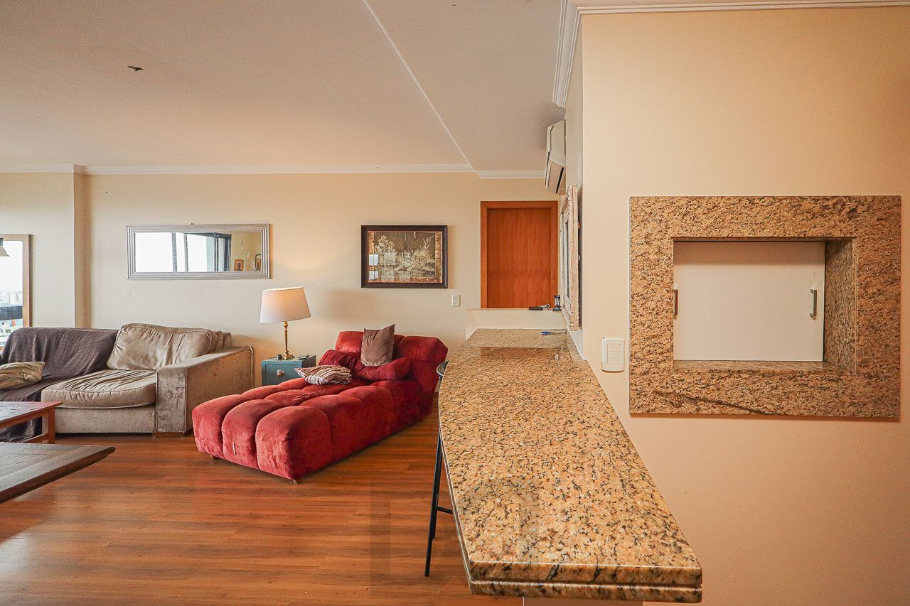 Apartamento a venda no bairro Petrópolis — foto 7