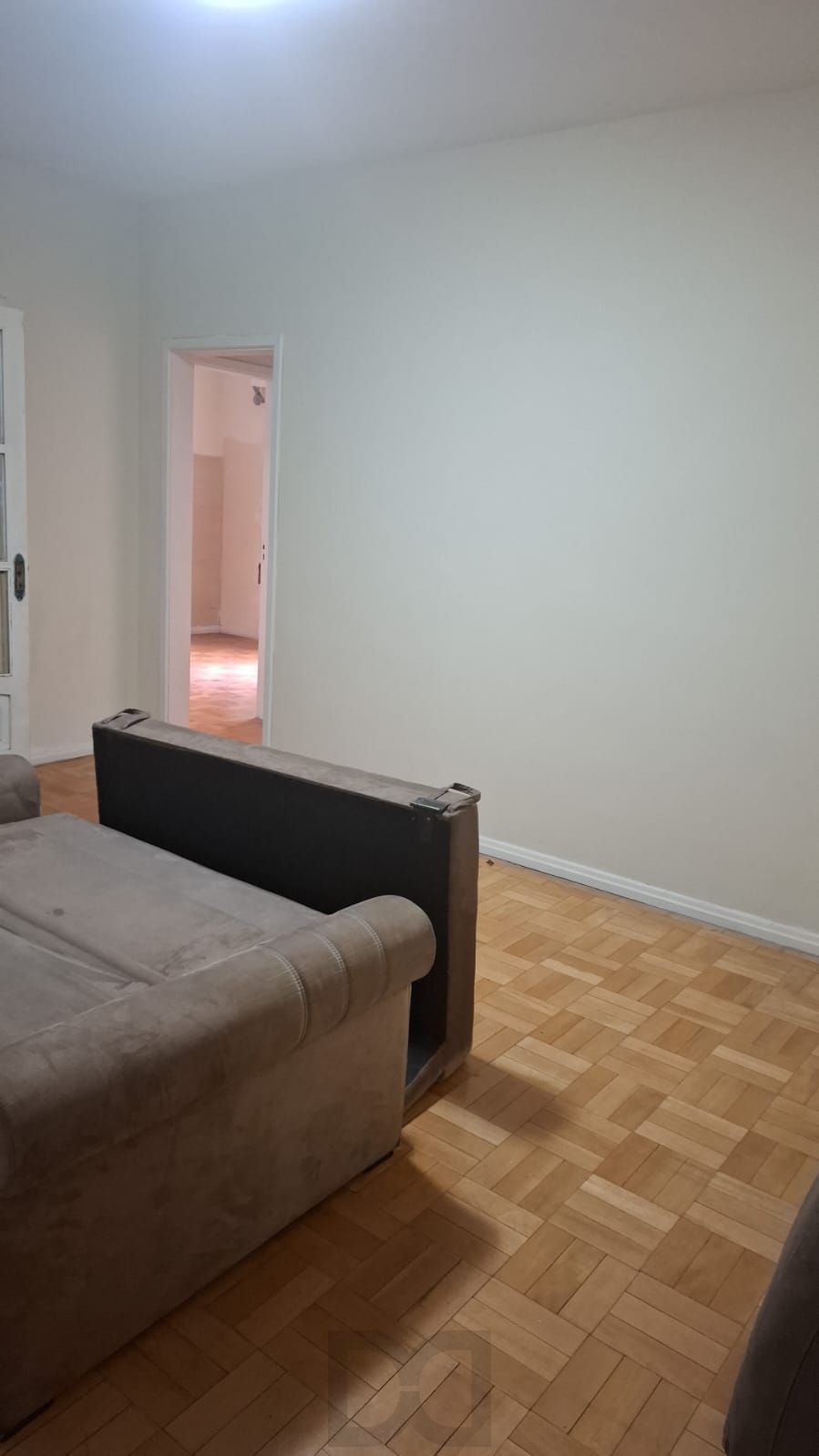 Apartamento térreo no Bom Fim, 77m², 2 dorm., dependência de empregada e pátio. — foto 10