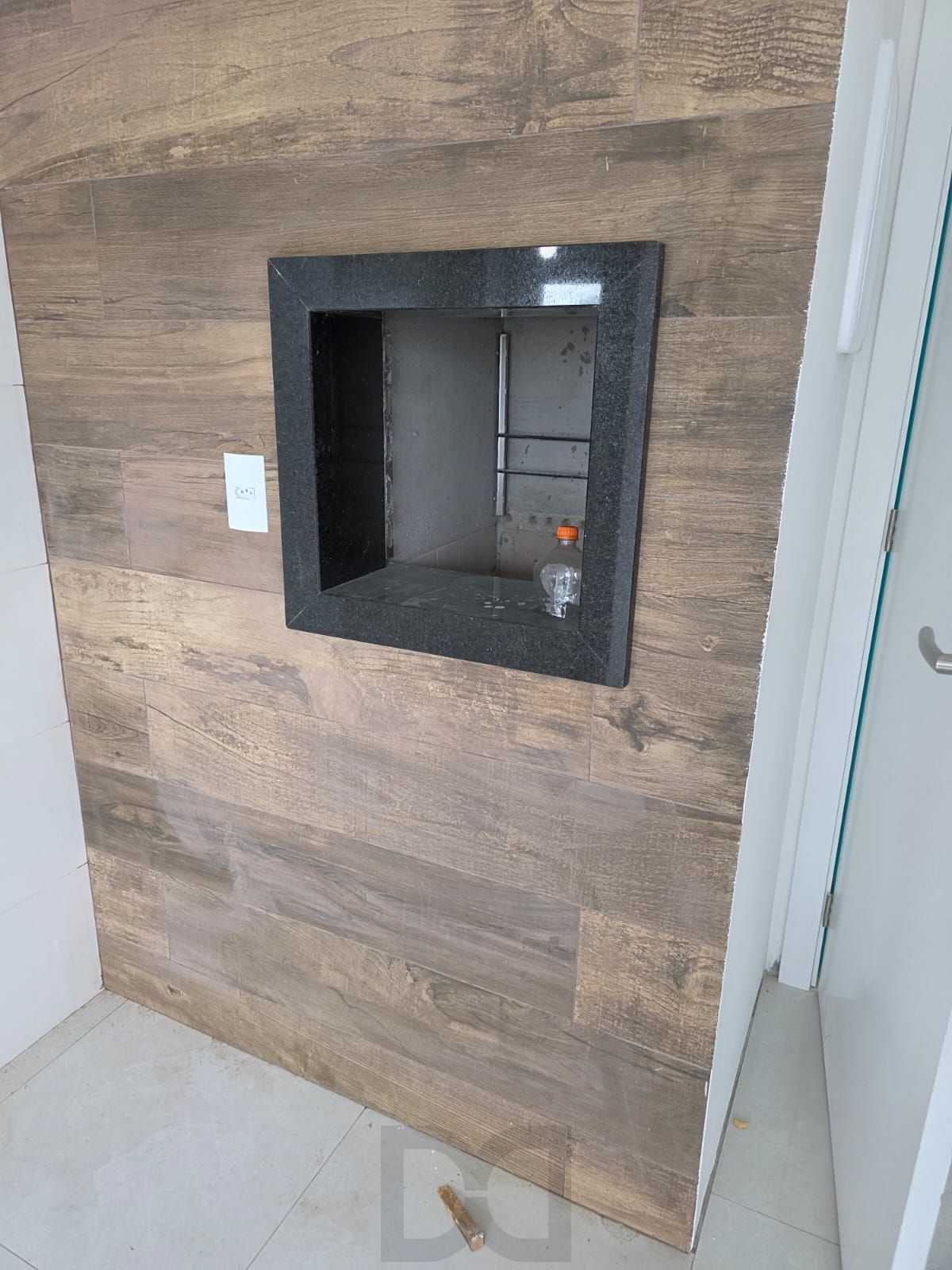 Apartamento novo, 60m², 2 dorm.,churrasqueira, elevador, piso porcelanato e ótima localização! — foto 22