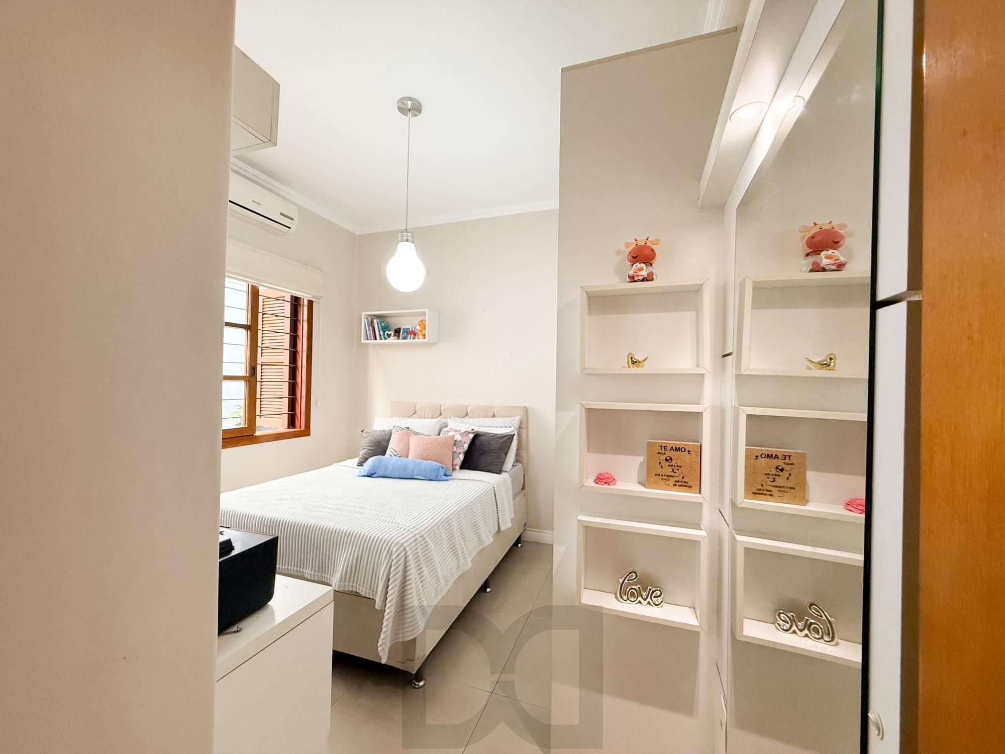Casa Térrea | Reformada | Piscina| Espaço Gourmet | À Venda Jardim Lindóia — foto 31