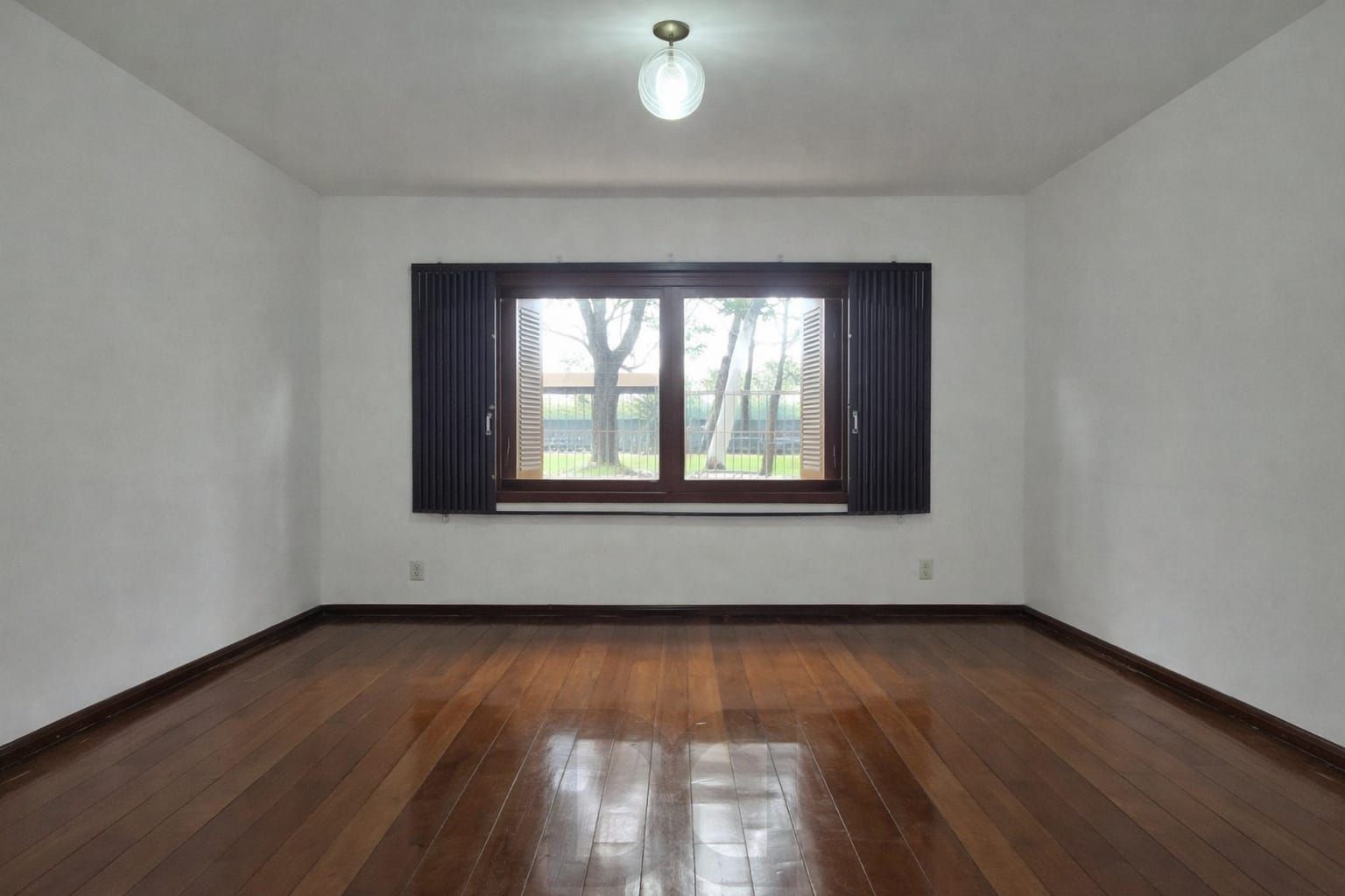 Casa 3 Dormitórios com Suíte | Garagem 6 Carros | Pátio Amplo e Área Gourmet para Alugar — foto 6