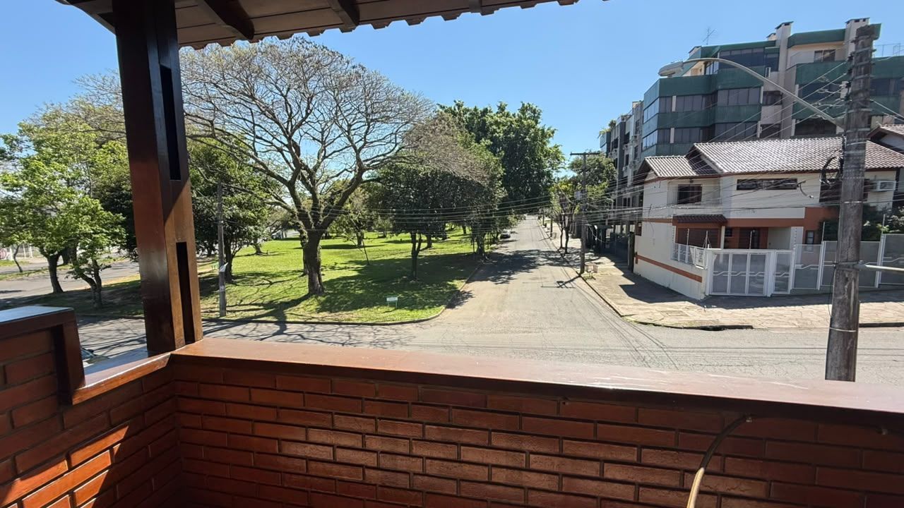 CASA DE ESQUINA COM 3 DORMITORIOS NO JARDIM PLANALTO; — foto 14