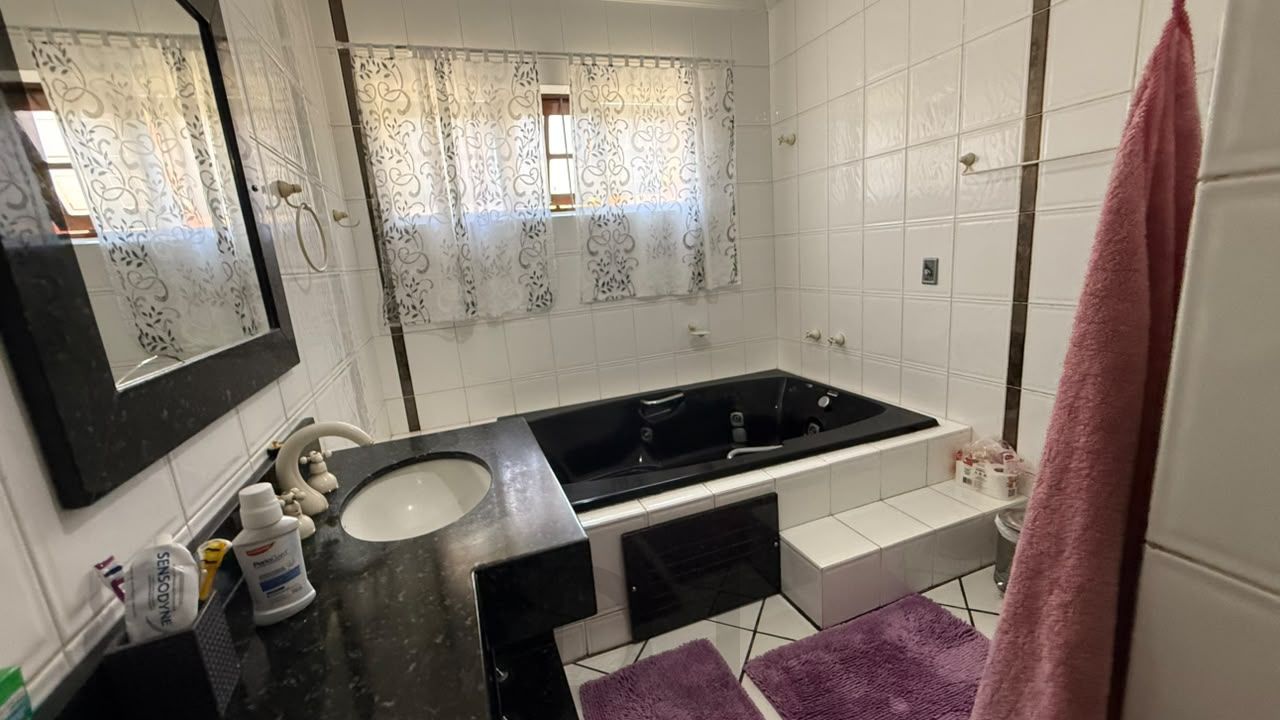 CASA DE ESQUINA COM 3 DORMITORIOS NO JARDIM PLANALTO; — foto 12