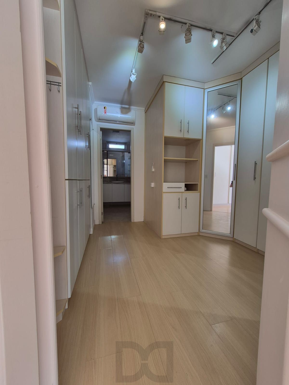 CASA EM CONDOMINIO FECHADO — foto 19