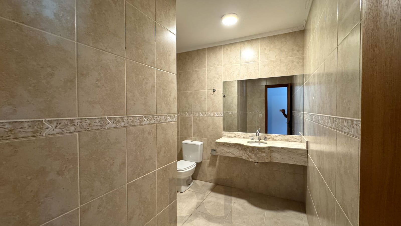 Porto Nobre vende/aluga Sobrado em condomínio fechado — foto 14