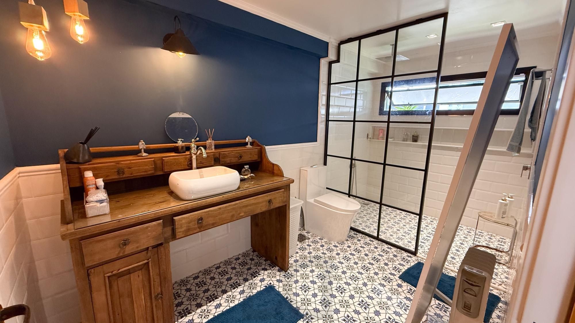 Casa com linda arquitetura | Jardim Europa | 4 quartos | Área Gourmet — foto 40