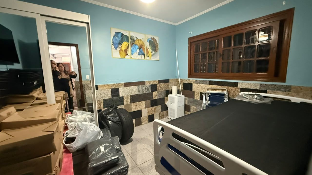 CASA DE ESQUINA COM 3 DORMITORIOS NO JARDIM PLANALTO; — foto 21
