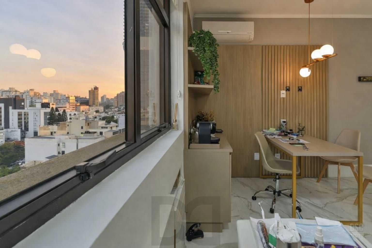 Sala Comercial com 4 Ambientes e Garagem | 38m² | Rua 24 de Outubro — foto 5