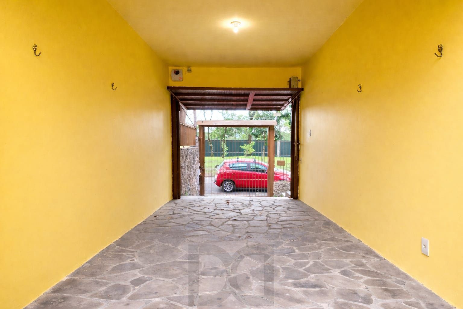 Casa 3 Dormitórios com Suíte | Garagem 6 Carros | Pátio Amplo e Área Gourmet para Alugar — foto 22