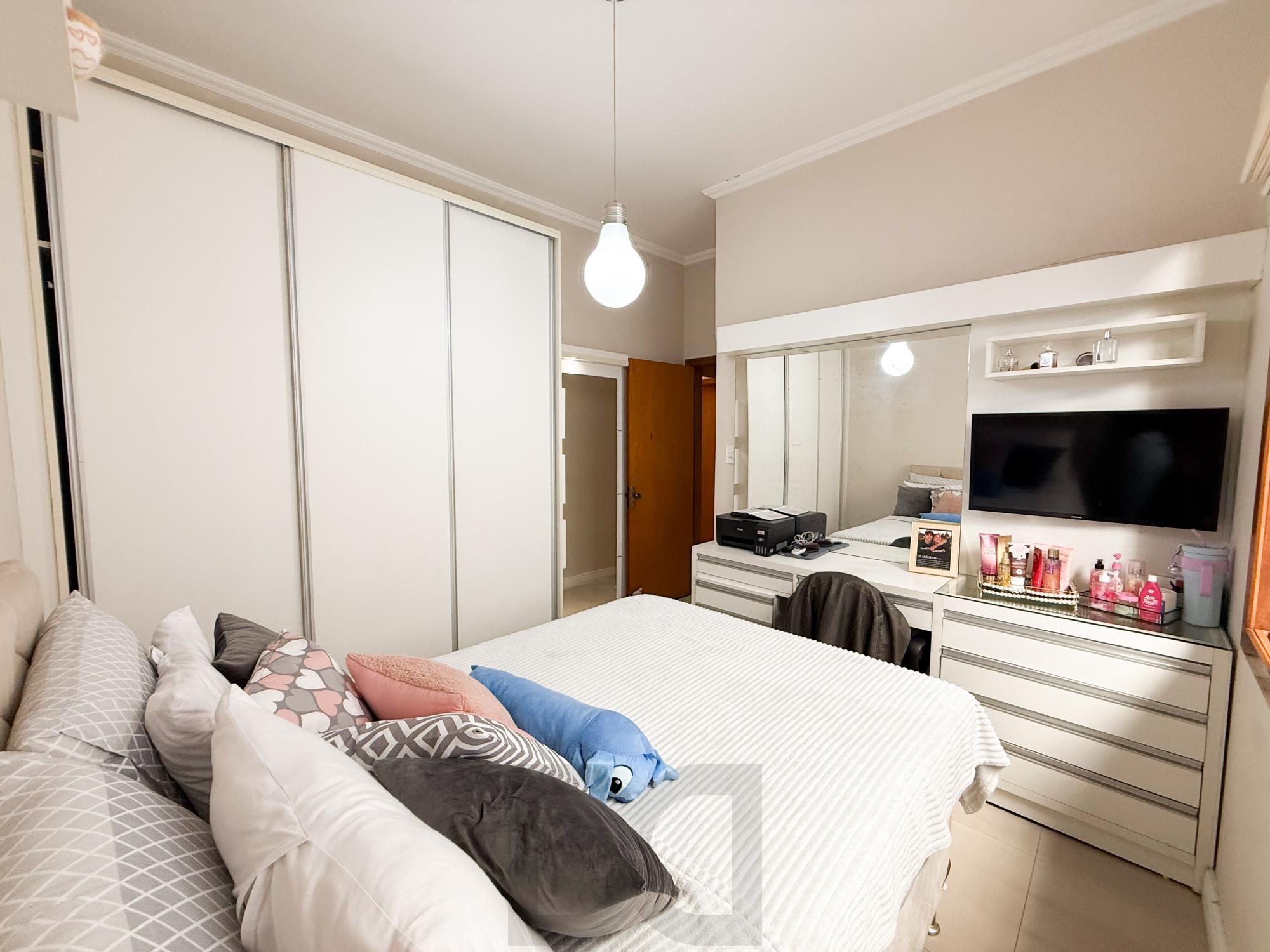 Casa Térrea | Reformada | Piscina| Espaço Gourmet | À Venda Jardim Lindóia — foto 30