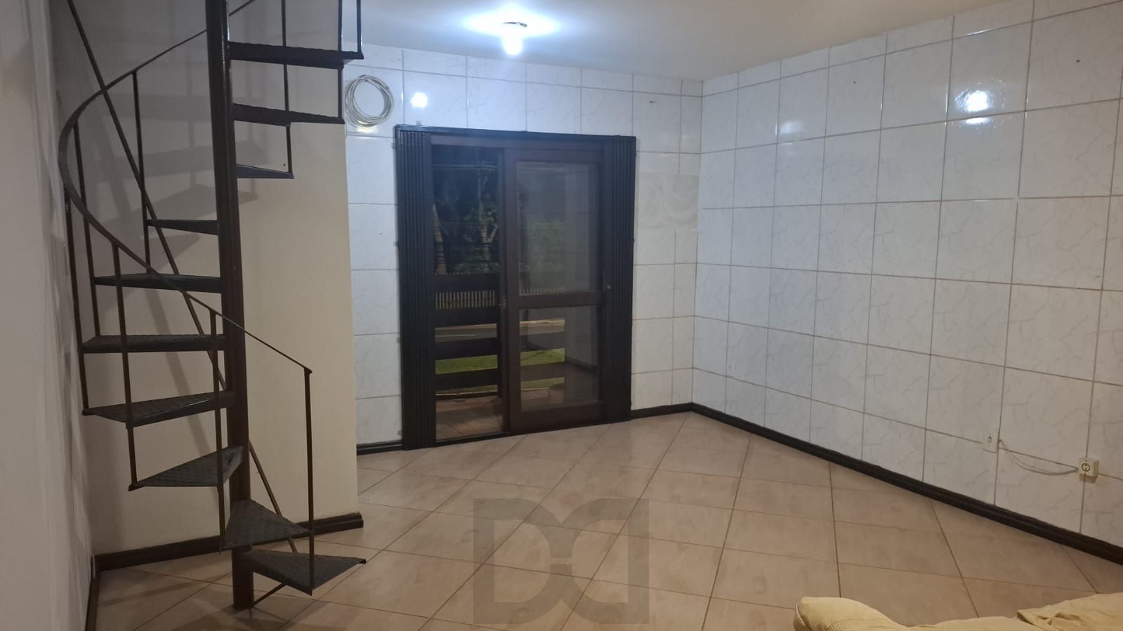 Apto de 105m², 3 dormitórios, 1 suíte, banheiro social, 3 vagas de vagarem, sacada e terraço e melhor Financia! EM FRENTE AO CAMPUS DA URGS — foto 12