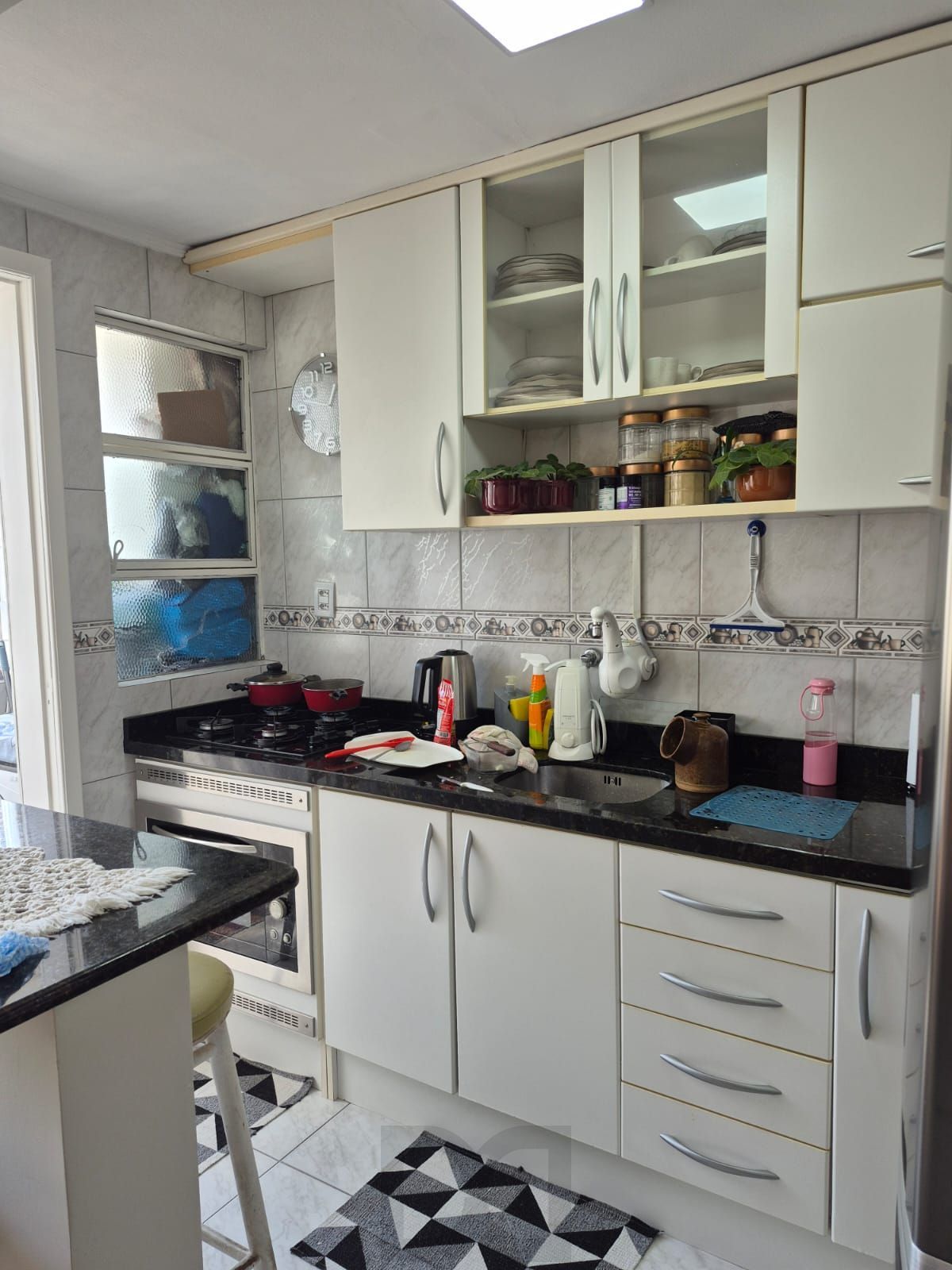 Apartamento Mobiliado à Venda 1D no Jardim Botânico, Porto Alegre — foto 4