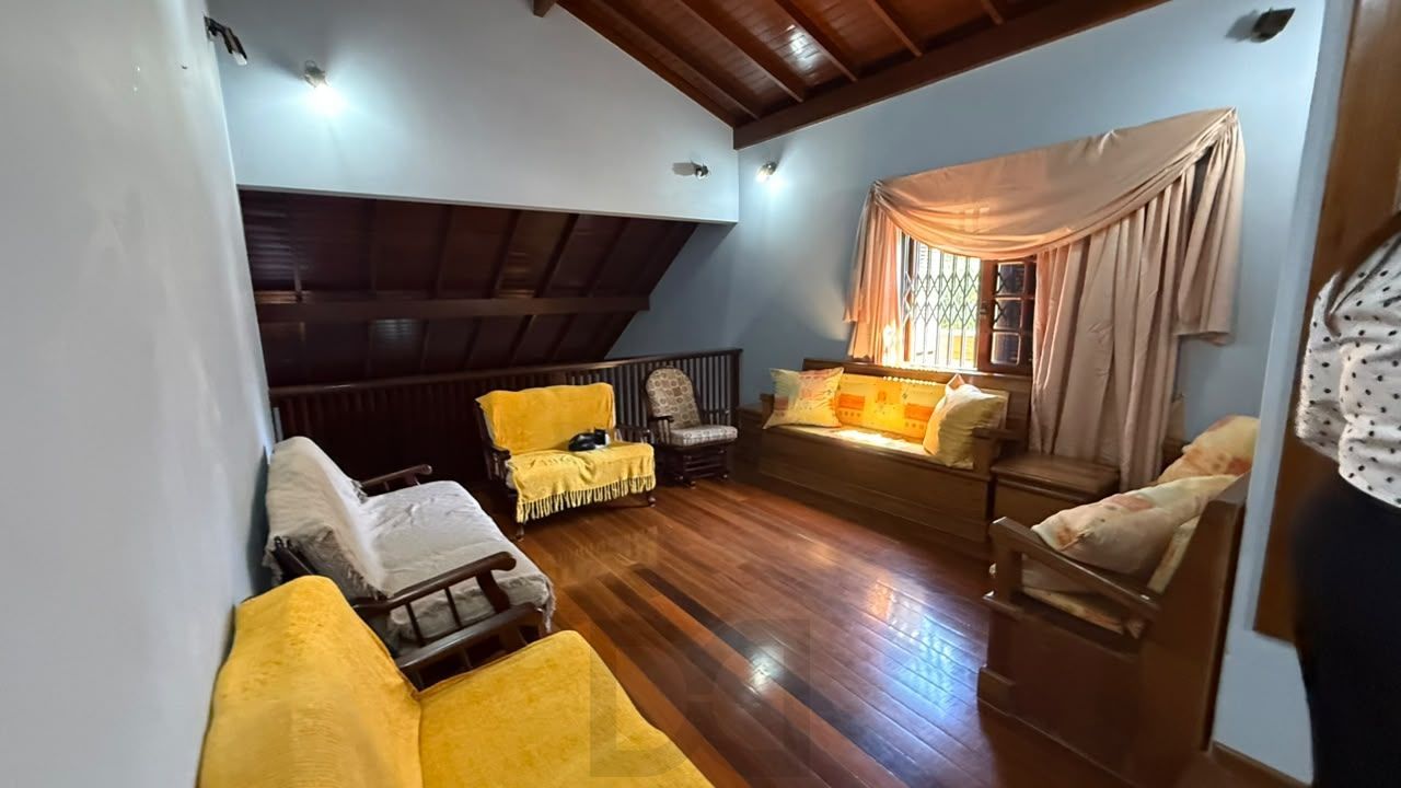 CASA DE ESQUINA COM 3 DORMITORIOS NO JARDIM PLANALTO; — foto 10
