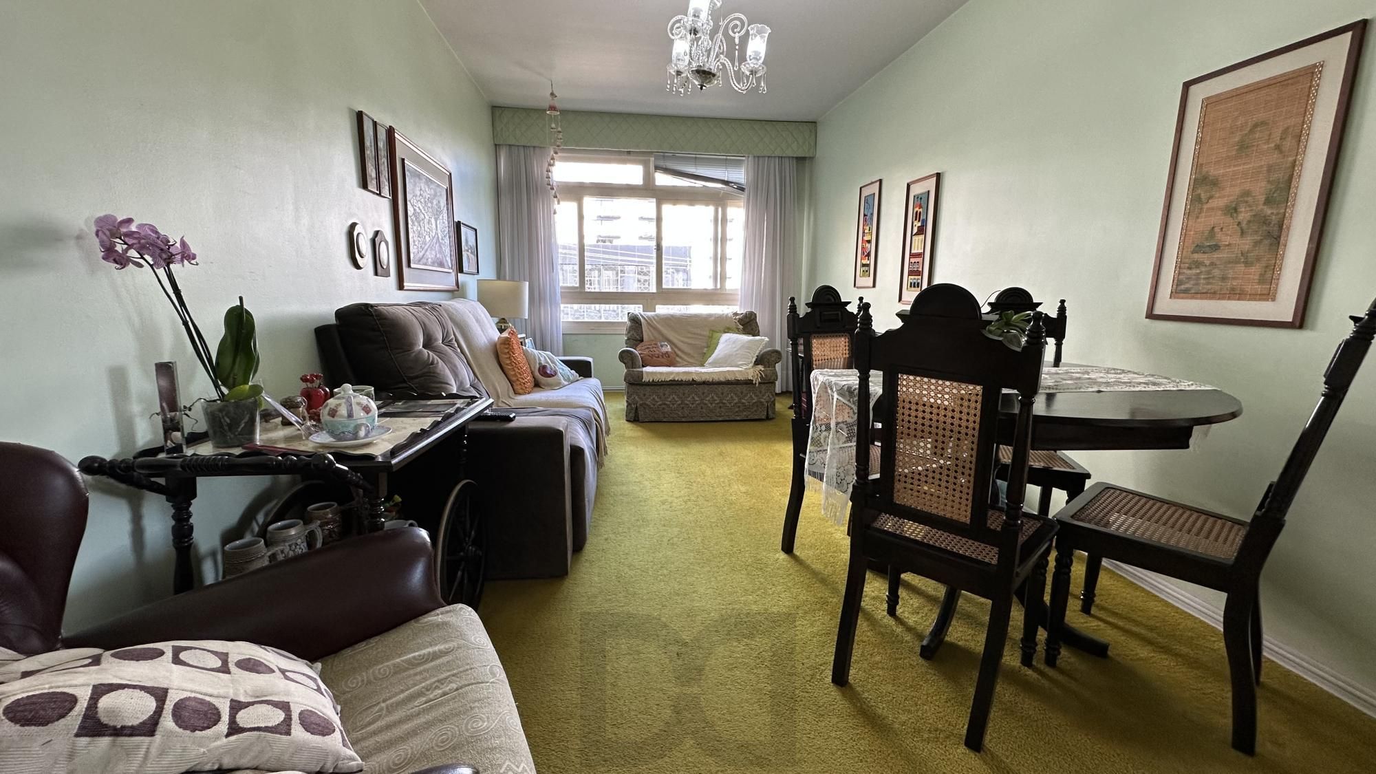 Apartamento com 2 dormitórios, dependência, elevador e vaga coberta na Mariland — foto 2