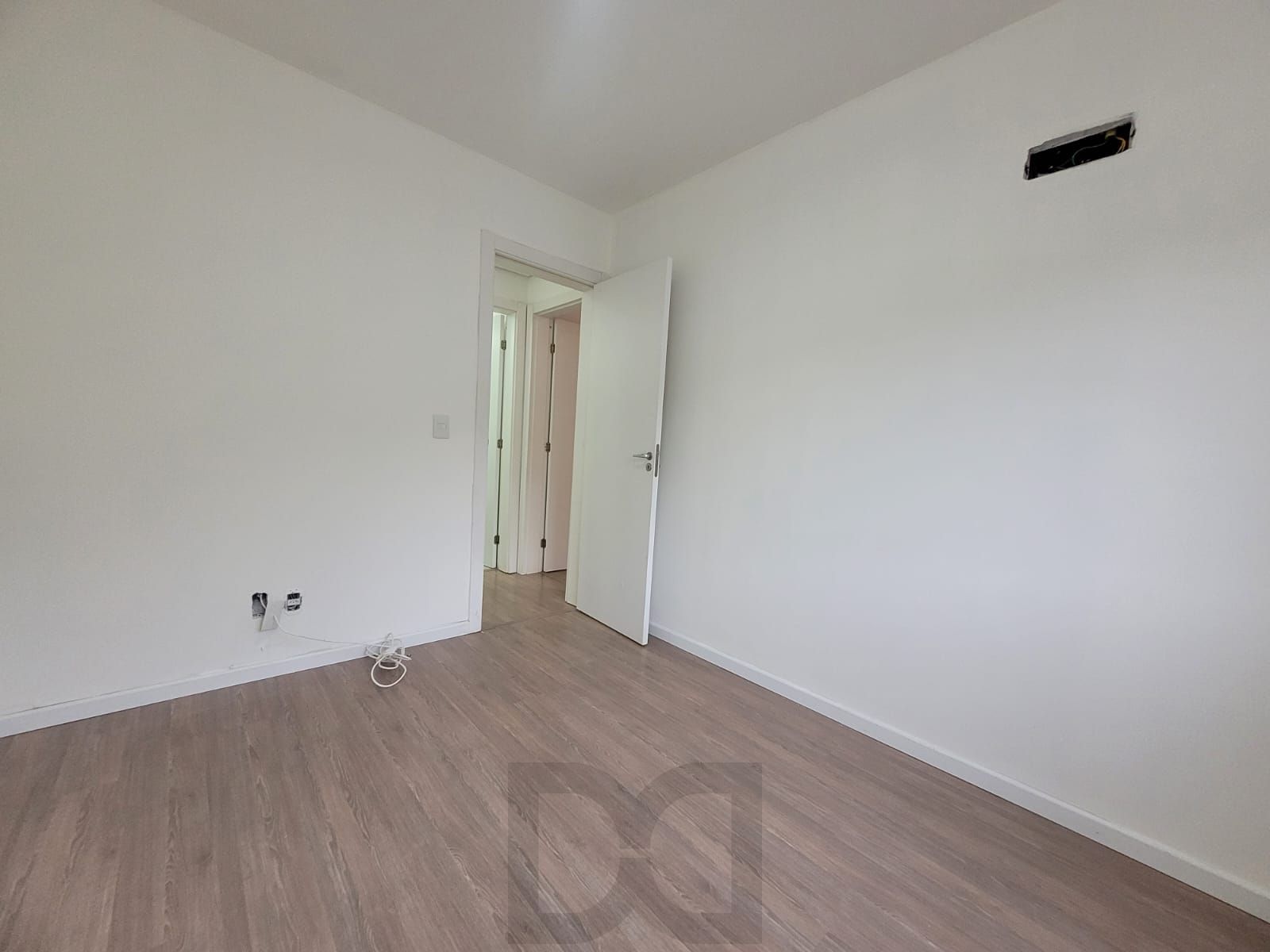 Apartamento com 2 Dormitórios e 1 Suíte, 2 Vagas, próximo ao colégio Dom Bosco — foto 11