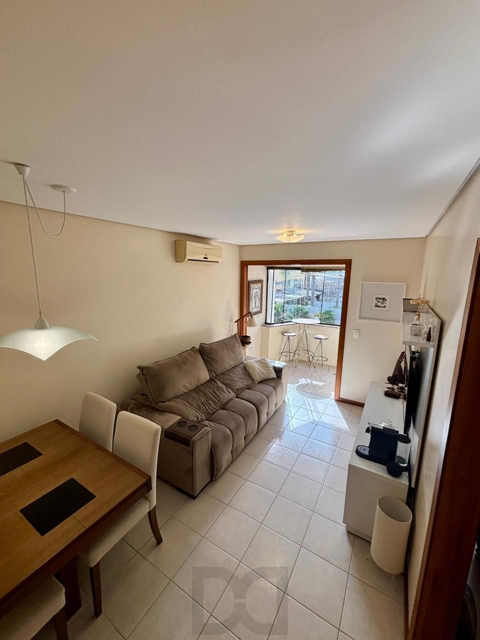 Apartamento com 01 dormitório com 01 vaga de garagem escriturada — foto 3