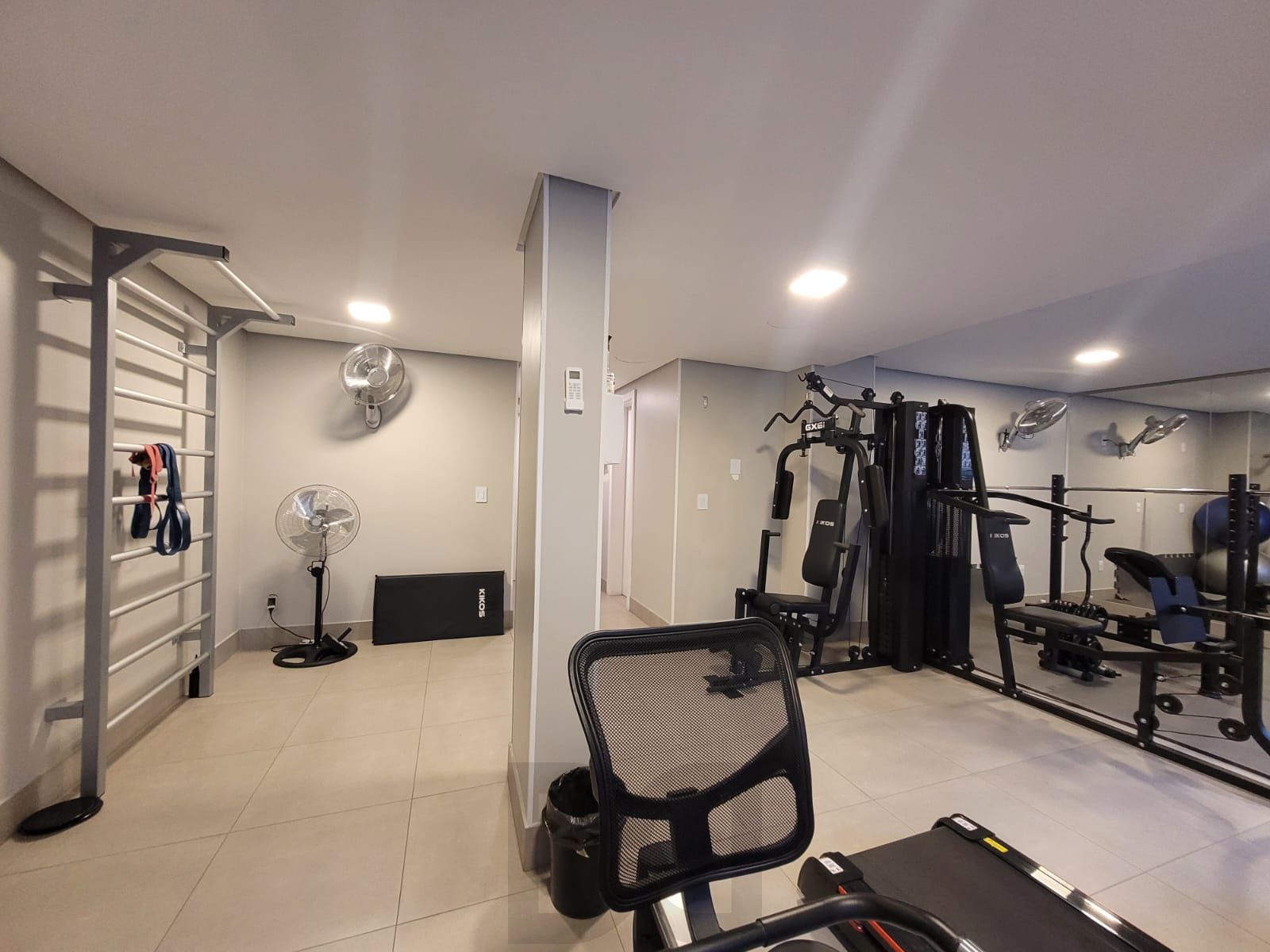 Apartamento com 2 Dormitórios e 1 Suíte, 2 Vagas, próximo ao colégio Dom Bosco — foto 23
