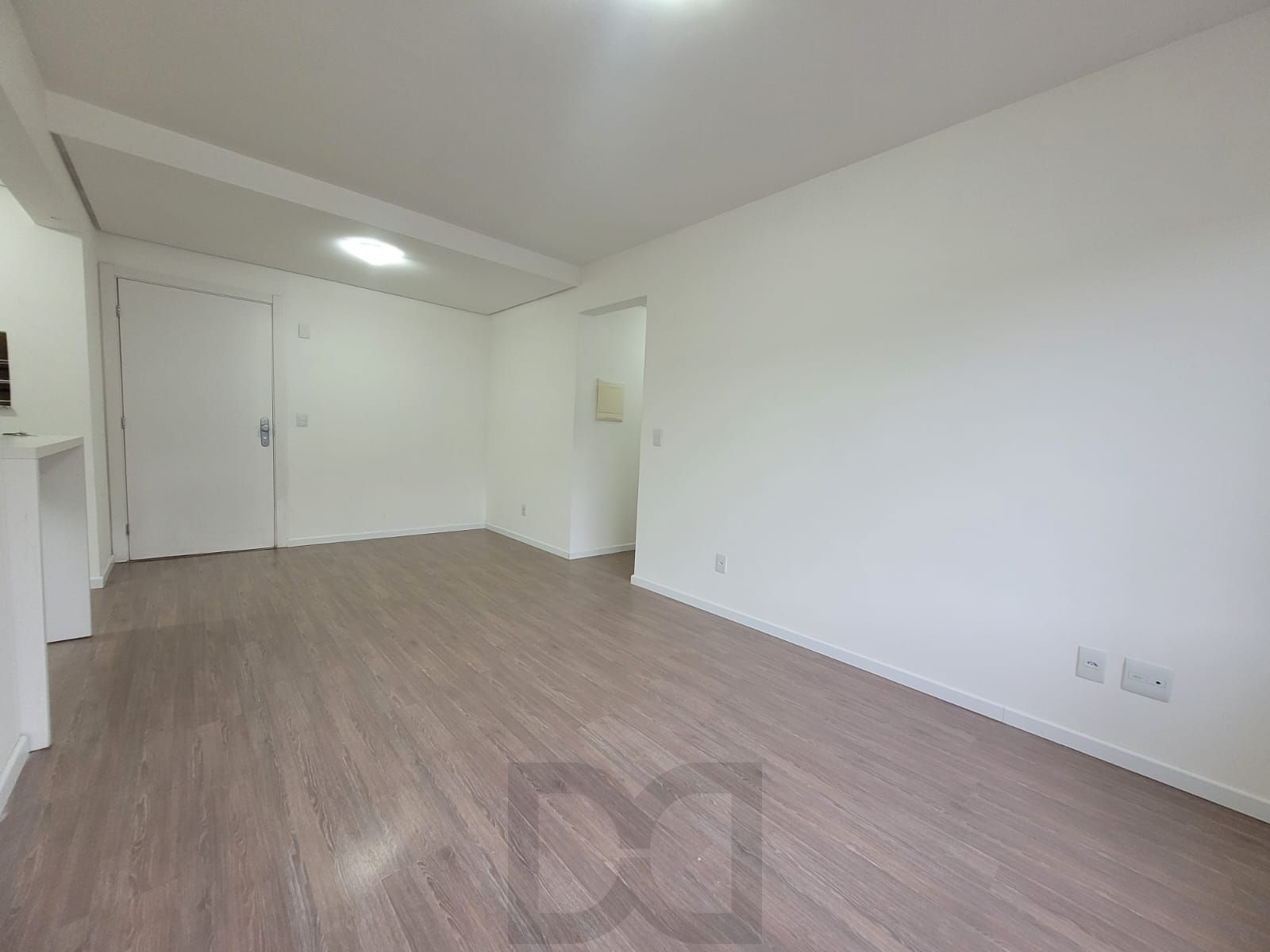 Apartamento com 2 Dormitórios e 1 Suíte, 2 Vagas, próximo ao colégio Dom Bosco — foto 7
