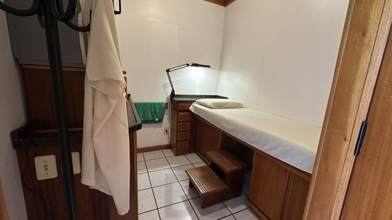 Sala comercial próximo ao hospital HPS e UFRGS — foto 12