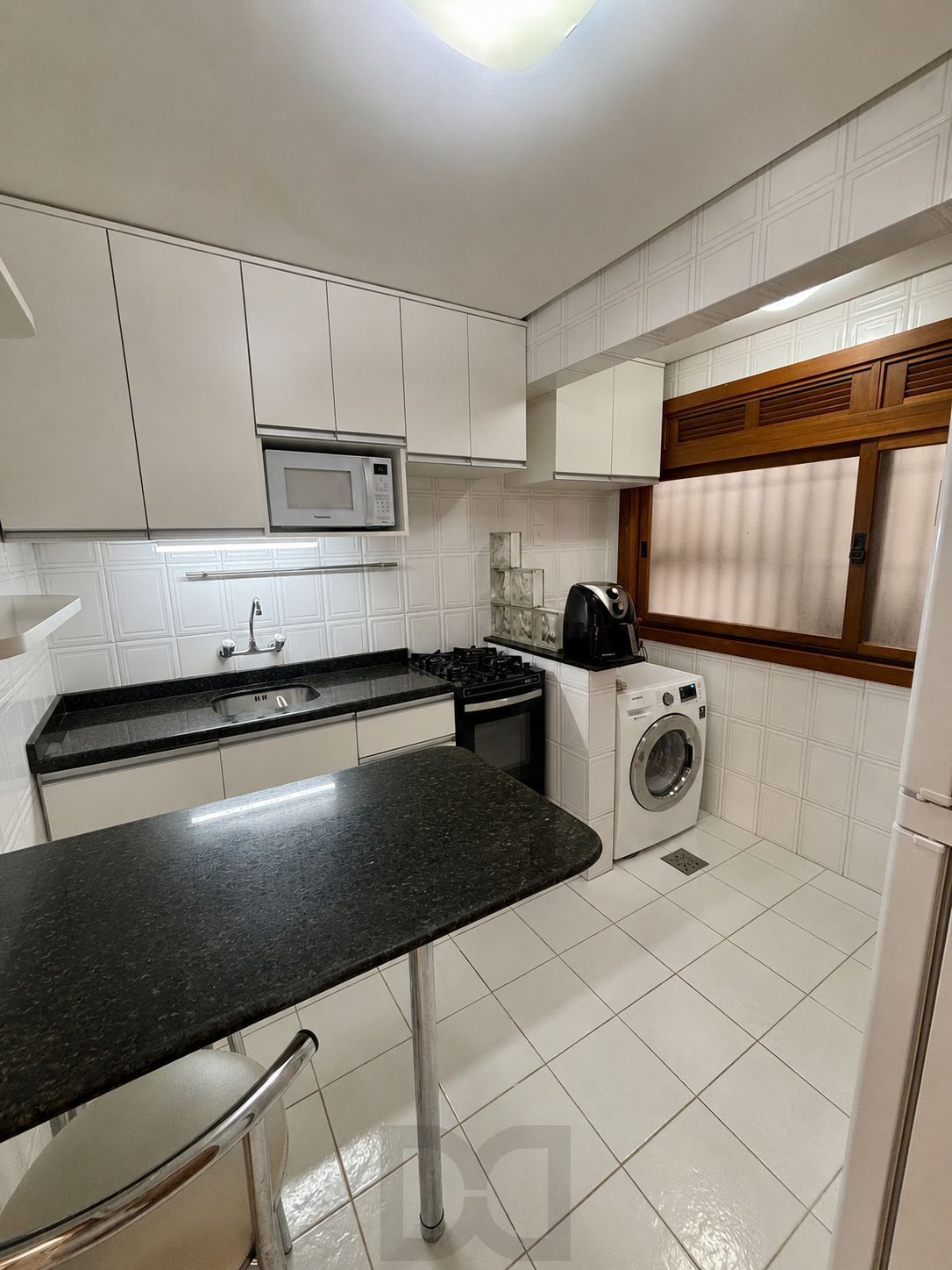 Apartamento com 01 dormitório com 01 vaga de garagem escriturada — foto 12
