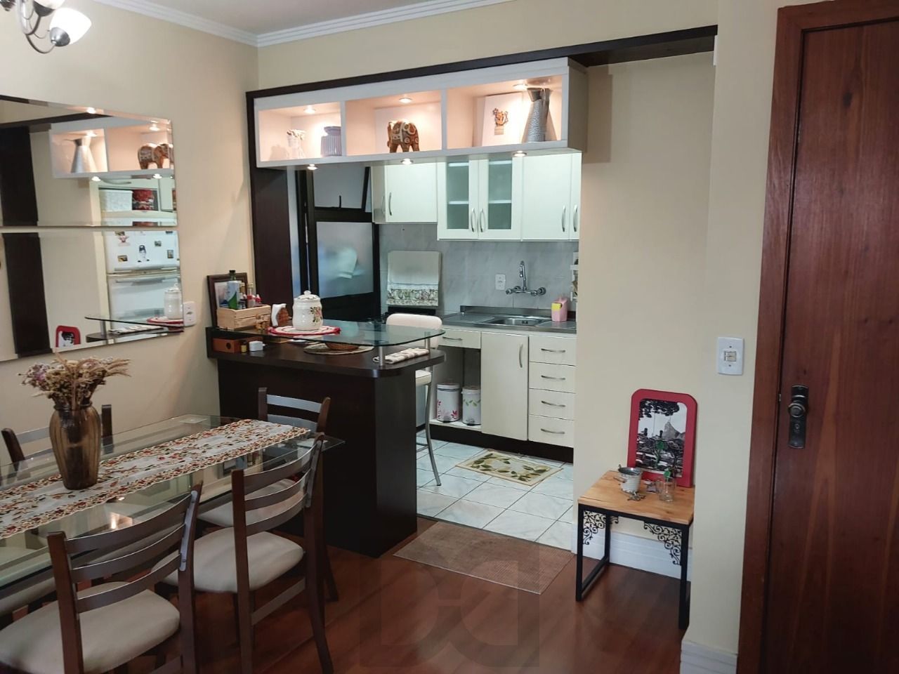 Apartamento 03 dormitórios sem 01 suite com 02 vagas de garagem escriturada — foto 3