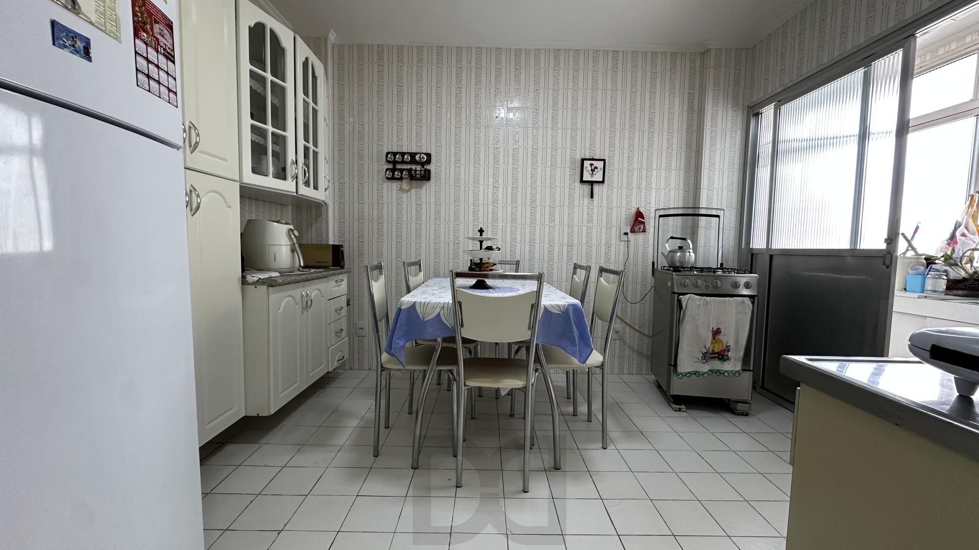 Apartamento com 2 dormitórios, dependência, elevador e vaga coberta na Mariland — foto 6