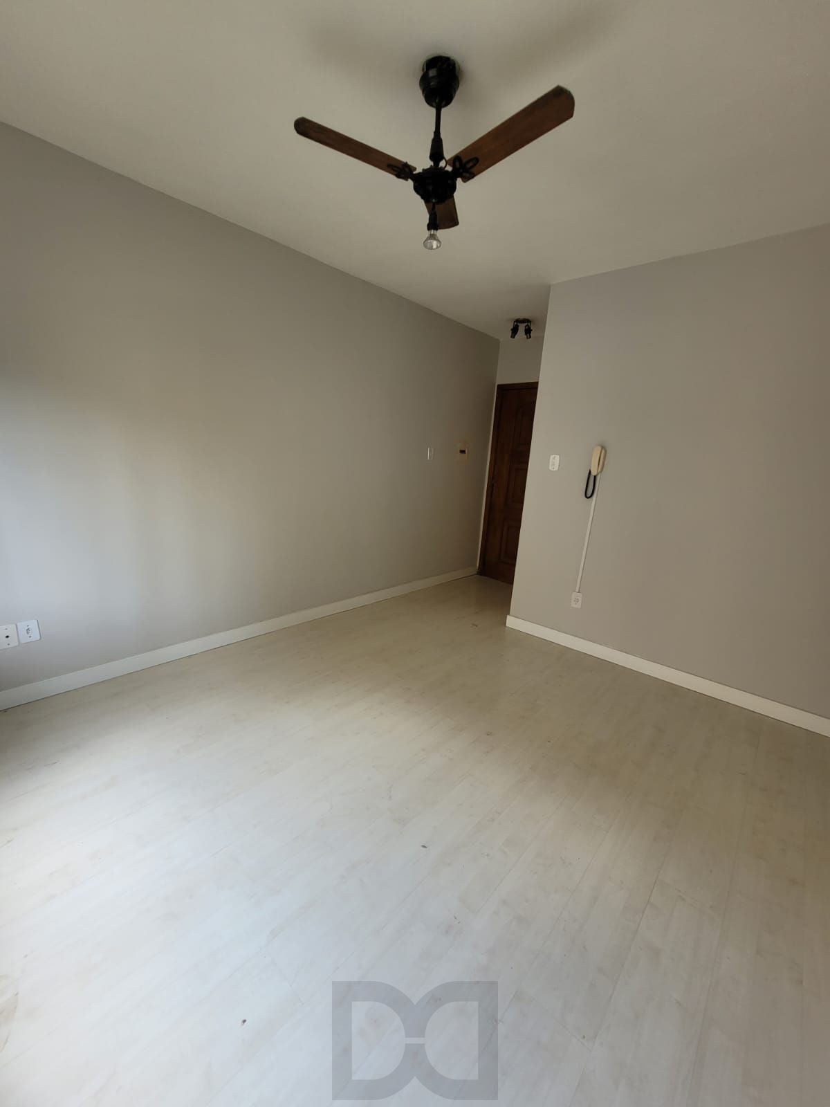 Vende apartamento de 2 dormitórios no Passo da Areia, condomínio ao lado do Conceição — foto 8